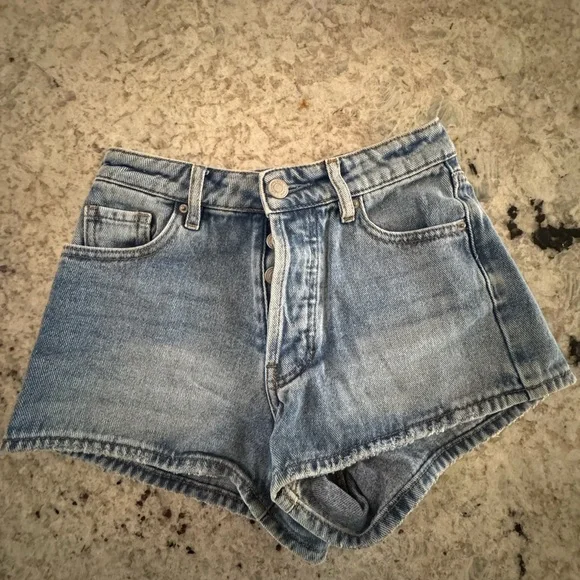 PacSun Light Blue Jean Shorts - Picture 1 of 4
